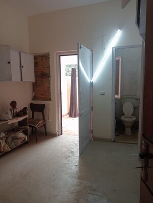 Living Room in 4 BHK Apartment at Arun Vihar Sector 37, Sector 37 – for Rent