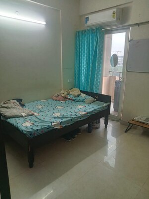 Bedroom in 3.5 BHK Builder Floor at Smart World Gems, Sector 89 – for Rent