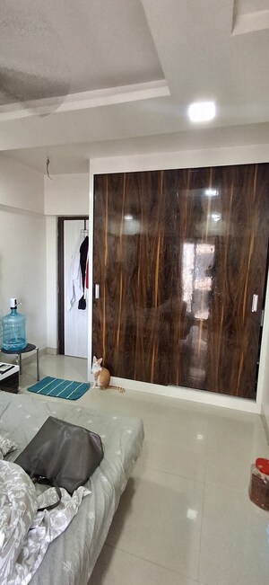 Furnished Amenities in 2 BHK Apartment at Mahavir Kanti Avenue, Nalasopara East – for Sale