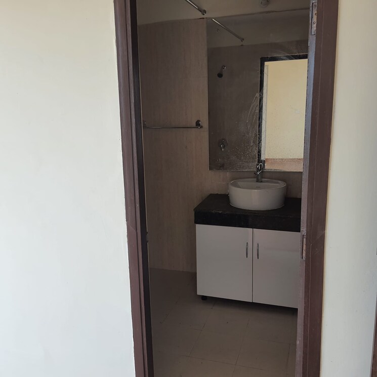Bathroom, ansal-highland-park 3 Bedroom 1762 Sq.Ft. Apartment In Sector 103 Gurgaon 9486915