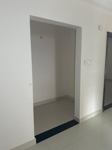 Room in 4 BHK Apartment at SMR Vinay Iconia Hyderabad, Kondapur – for Sale