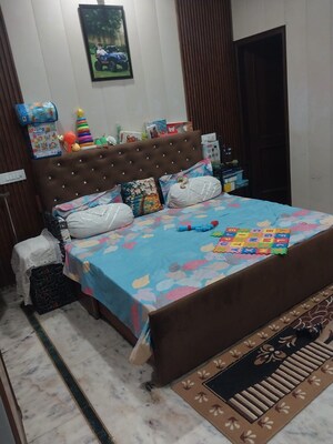 Bedroom in 5 BHK Independent House at Dhakoli – for Sale