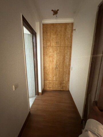 Room in 3 BHK Builder Floor at Sector 20 – for Rent