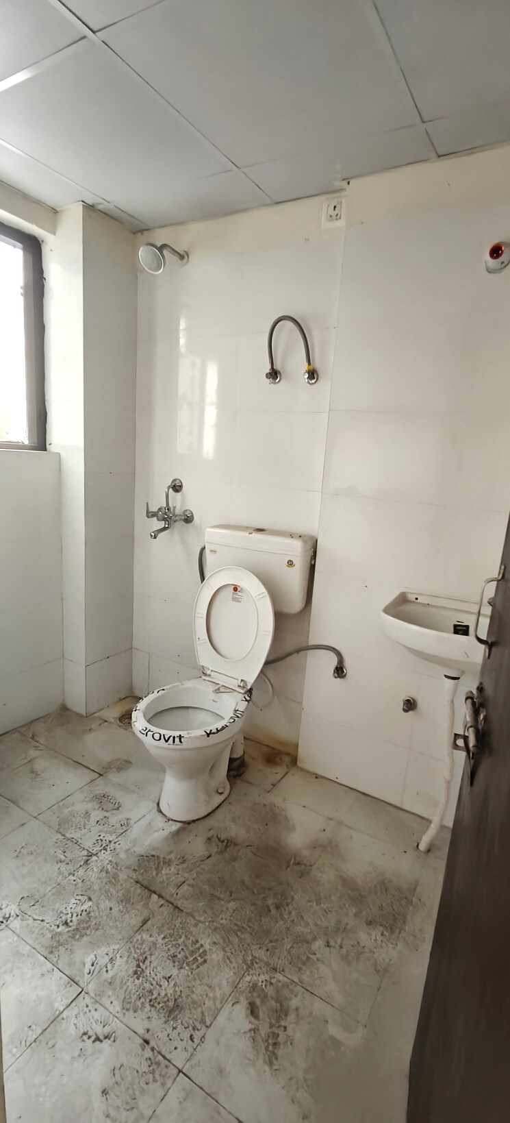 Bathroom, amolik-sankalp 3 Bedroom 851 Sq.Ft. Apartment In Sector 85 Faridabad 9487031