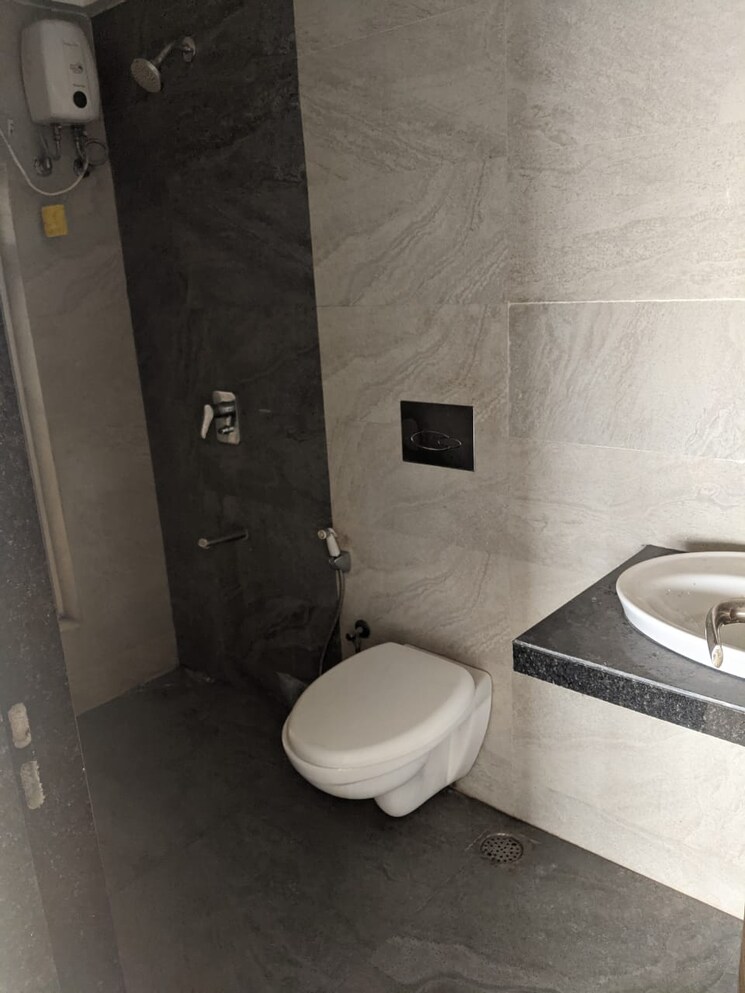 Bathroom, anusmera-residences 2 Bedroom 975 Sq.Ft. Apartment In Chembur Mumbai 9486981