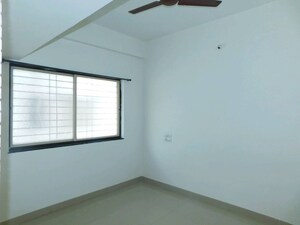 Room in 1 BHK Apartment at Old Sangvi – for Rent