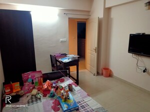 Bedroom in 3 BHK Apartment at Ashiana Town, Sector 39 – for Rent