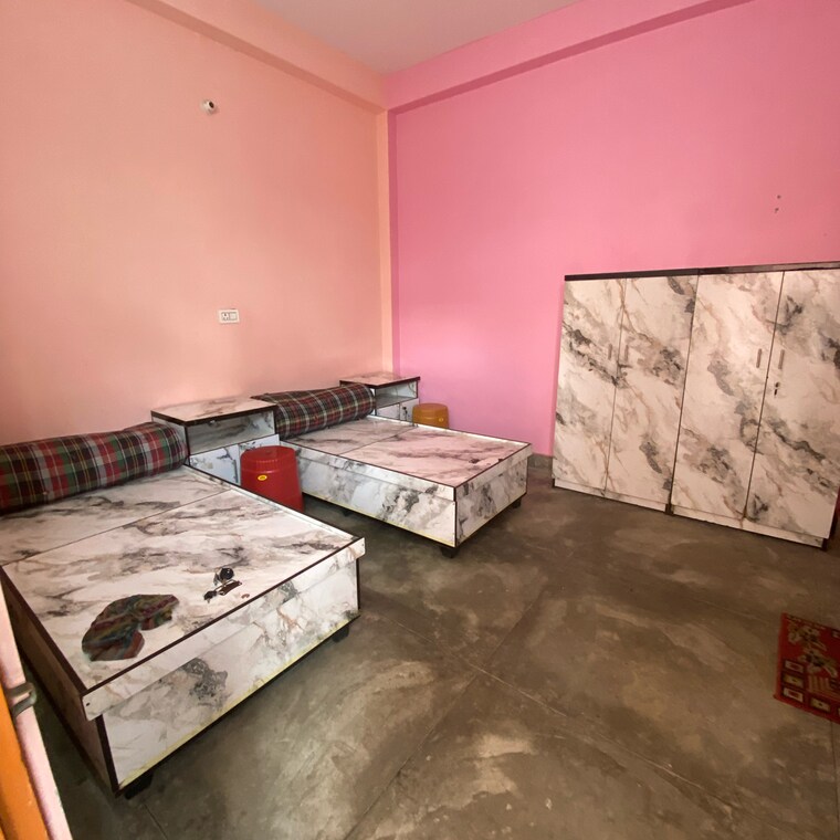 Bedroom, gomti nagar Pg For Girls In Gomti Nagar 9487064