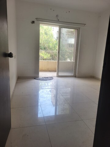 Room in 3 BHK Apartment at Paranjape Schemes Madhukosh, Dhayari – for Sale