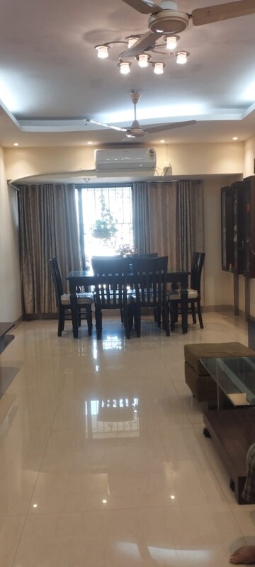 2 BHK Apartment For Rent in Windsor Tower, Andheri West
