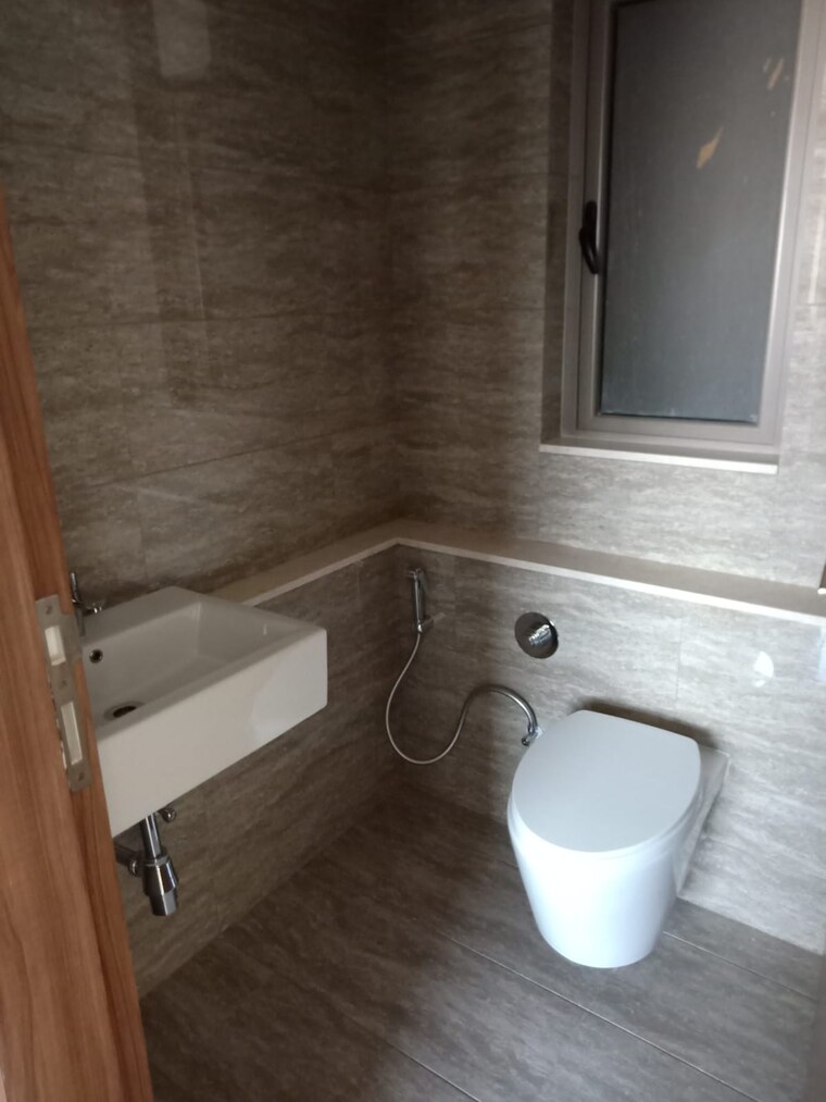Bathroom, bhoomi-samarth 1 Bedroom 351 Sq.Ft. Apartment In Goregaon East Mumbai 9487177