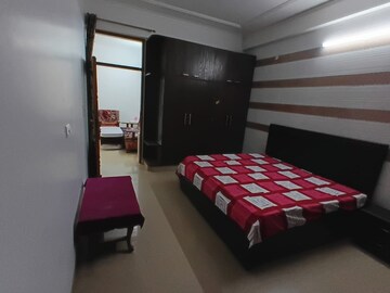 Bedroom in 3 BHK Builder Floor at Sector 45 – for Rent