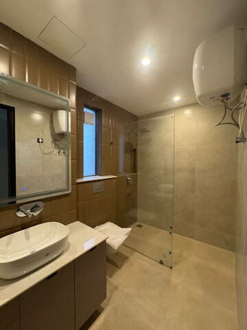 Bathroom in 3 BHK Builder Floor at Sector 42 – for Rent