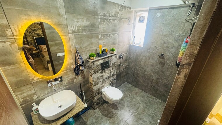 Bathroom, ambala highway 3 Bedroom 1135 Sq.Ft. Apartment In Ambala Highway Zirakpur 9487307