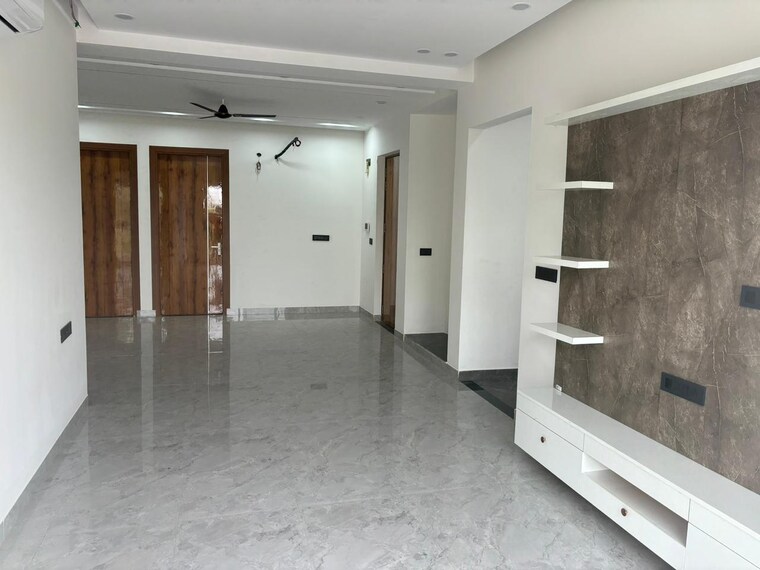 undefined, sector 38 3 Bedroom 1600 Sq.Ft. Builder Floor In Sector 38 Gurgaon 9487310