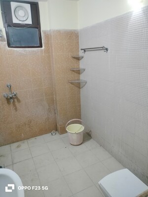 Bathroom in 3 BHK Apartment at Gomti Nagar – for Rent