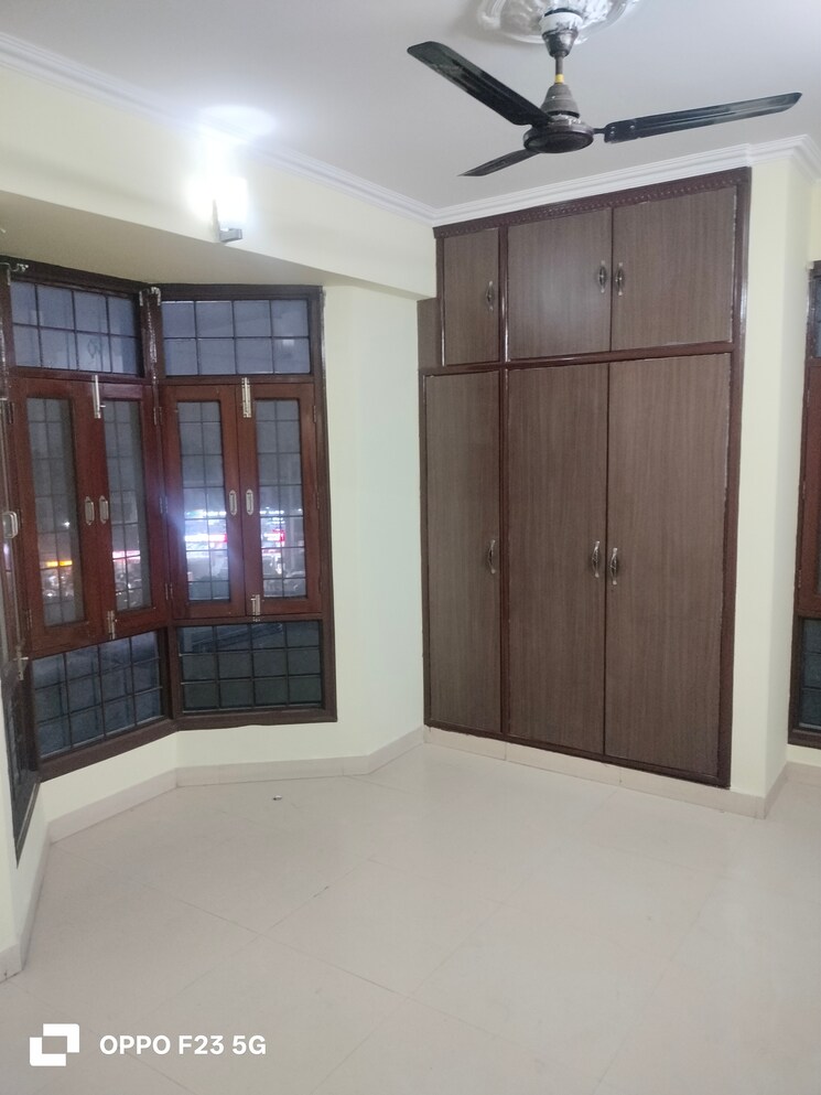 Room, gomti nagar 3 Bedroom 1785 Sq.Ft. Apartment In Gomti Nagar Lucknow 9487357