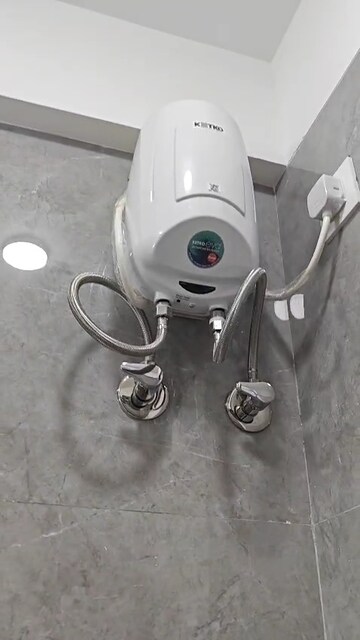 Bathroom in 3 BHK Apartment at Trimurti CHS Sanpada, Sanpada Sector 24 – for Rent