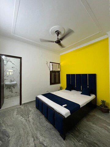 Bedroom in 2 BHK Builder Floor at Saket – for Rent