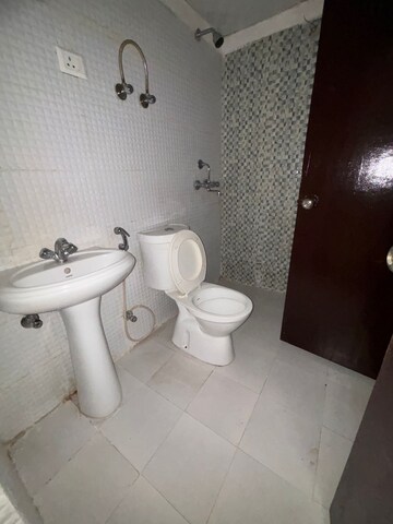 Bathroom in 2 BHK Apartment at Spring Meadows, Tech Zone 4 Greater Noida – for Sale