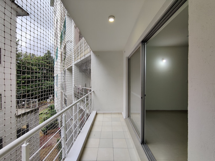 Balcony, nitesh-columbus-square 3 Bedroom 1950 Sq.Ft. Apartment In Bellary Road Bangalore 9487434