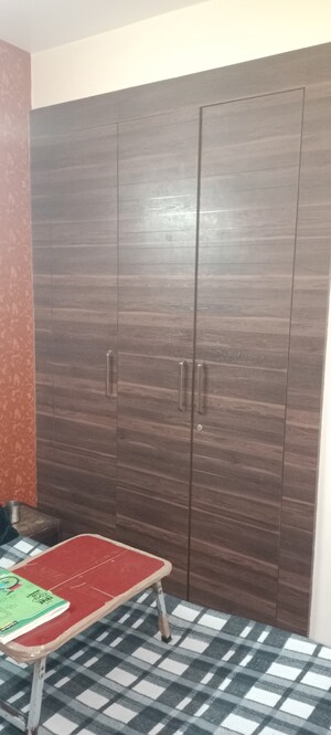 Room in 3.5 BHK Apartment at KLJ Greens, Sector 77 – for Sale