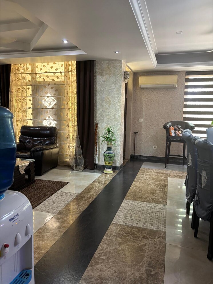 Living Room, rwa-apartments-sector-116 2 Bedroom 950 Sq.Ft. Apartment In Sector 116 Noida 9487458