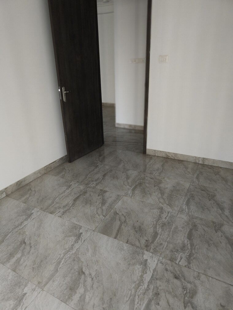 Room, risland-the-icon 2 Bedroom 636 Sq.Ft. Apartment In Dhokali Thane 9487511