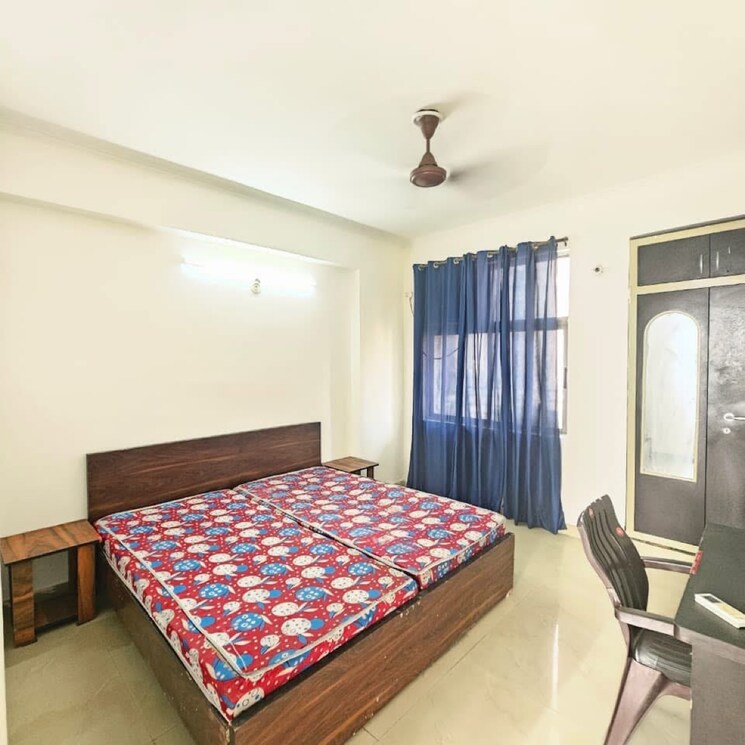 Bedroom, maxblis-white-house-ii 3 Bedroom 1500 Sq.Ft. Apartment In Sector 75 Noida 9487508