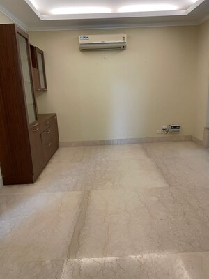 3 BHK Builder Floor For Rent in Dlf Phase ii