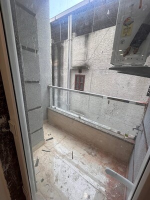 Balcony in 1 BHK Apartment at Saket – for Rent