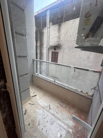 Balcony in 1 BHK Apartment at Saket – for Rent