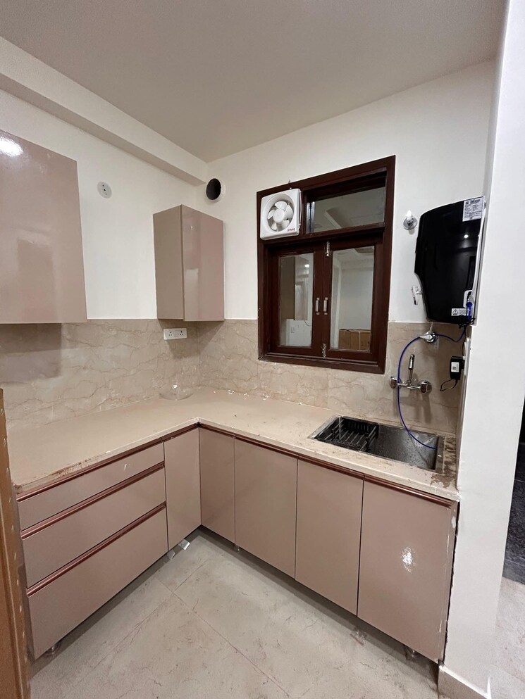 Kitchen, saket 1 Bedroom 700 Sq.Ft. Apartment In Saket Delhi 9487525