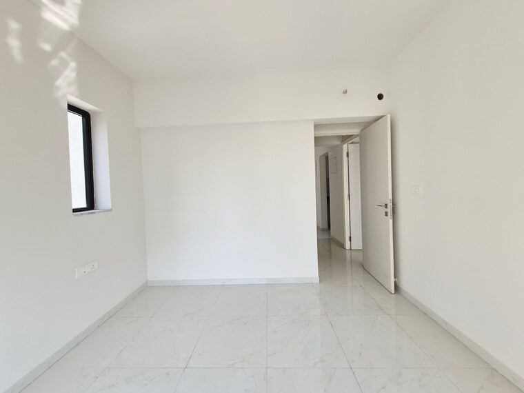 Room, runwal-gardens 3 Bedroom 907 Sq.Ft. Apartment In Dombivli East Thane 9487522