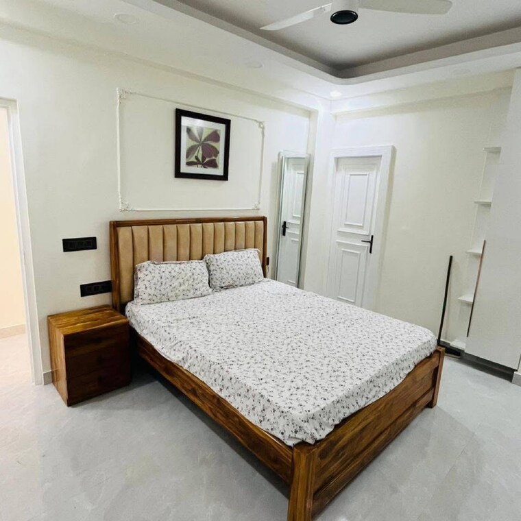 Bedroom, maxblis-white-house-ii 3 Bedroom 1500 Sq.Ft. Apartment In Sector 75 Noida 9487544