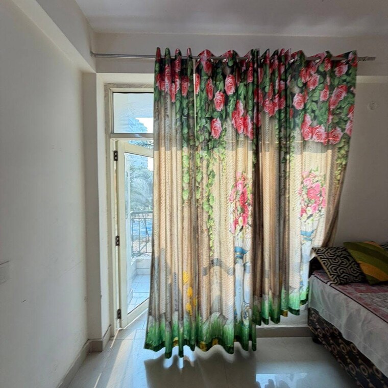 undefined, maxblis-white-house-ii 3 Bedroom 1500 Sq.Ft. Apartment In Sector 75 Noida 9487544