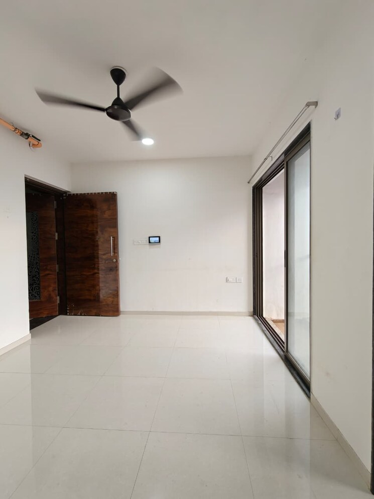 undefined, runwal-eirene 2 Bedroom 568 Sq.Ft. Apartment In Balkum Pada Thane 9487612