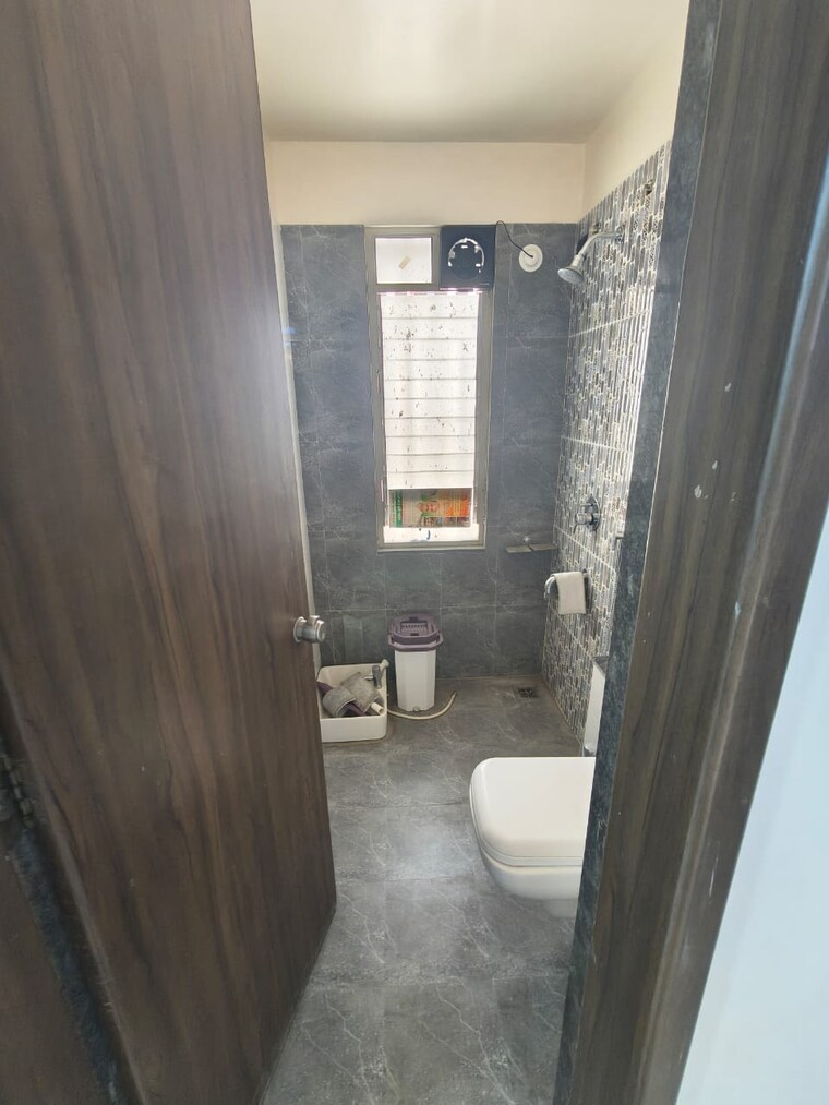 Bathroom, majestique-rhythm-county 3 Bedroom 923 Sq.Ft. Apartment In Handewadi Pune 9487598