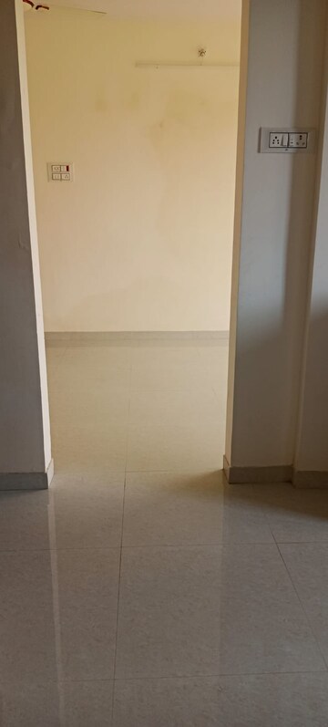 Room in 1 BHK Apartment at Om Arcade Titwala, Titwala – for Rent