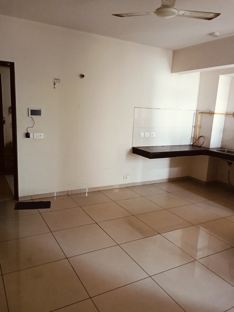 Kitchen, wave-dream-homes 1 Bedroom 578 Sq.Ft. Apartment In Wave City Ghaziabad 9487686