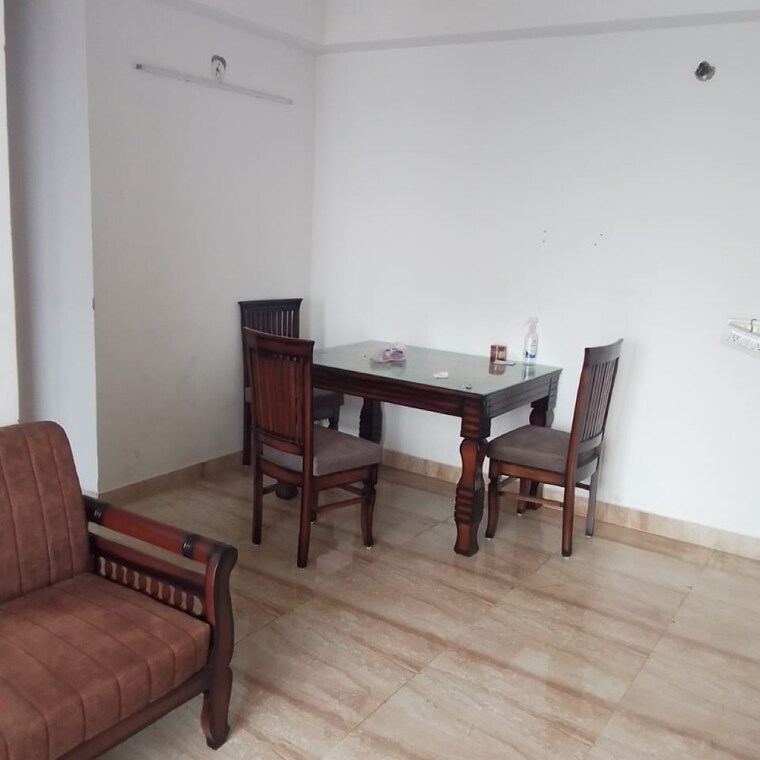 Living Room, ansal-royal-heritage 2 Bedroom 612 Sq.Ft. Apartment In Sector 70 Faridabad 9487675