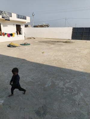 Parking in  Warehouse at Muhana – for Rent