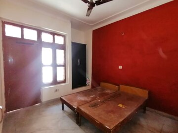 Room in 3 BHK Villa at Sector 31 – for Sale
