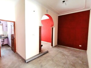 Room in 3 BHK Villa at Sector 31 – for Sale