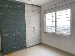 Room in 3 BHK Apartment at Incor One City, Kukatpally – for Rent