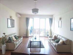 Living Room in 2 BHK Apartment at Unitech Nirvana Country III, Sector 71 – for Rent