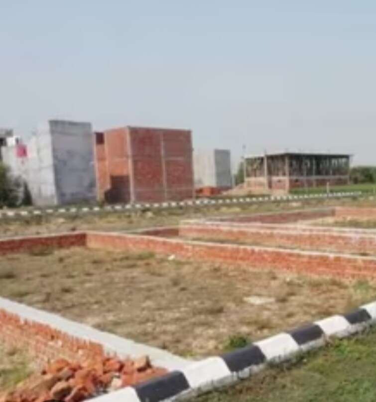 Cover Image, sector 105  112 Sq.Yd. Plot In Sector 105 Noida 9487758