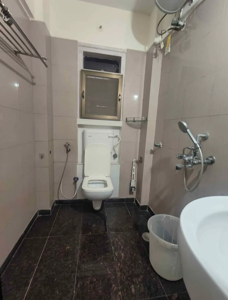 Attached Bathroom, lodha-park-chs 2.5 Bedroom 650 Sq.Ft. Apartment In Bhayandar East Thane 9487847