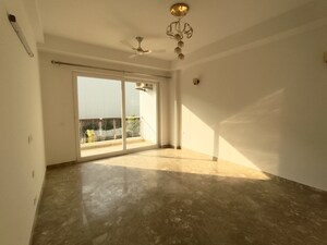 Room in 4 BHK Builder Floor at SS Linden, Sector 84 – for Rent