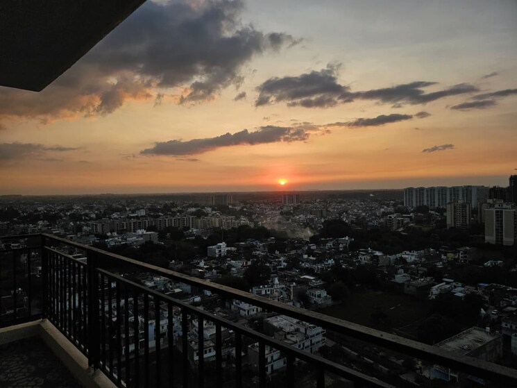 Balcony, gomti nagar 3 Bedroom 1550 Sq.Ft. Apartment In Gomti Nagar Lucknow 9487840